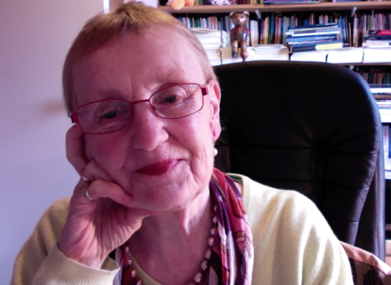 Full colour head and shoulders of Helena Nelson